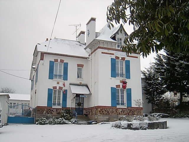 Hotel Restaurant Le Chalet Guéméné-Penfao Exteriér fotografie
